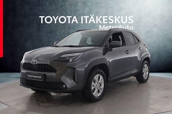 Harmaa Käytetty 2024 Toyota Yaris Cross Katumaasturi | 29 990 € (Hyvä tarjous) - Kuva 1/4