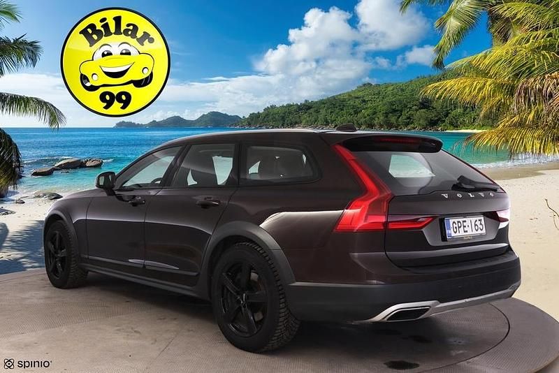 Käytetty Volvo V90 CC Business Edition 190 HP (139 kW) 2019 Farmari