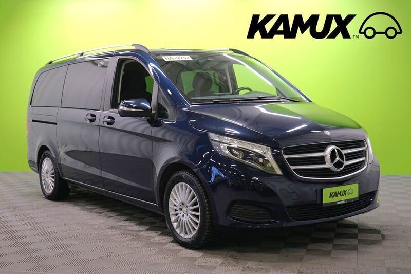 Sininen Käytetty 2016 Mercedes V250 Tila-auto | 52 790 € - Kuva 1/3