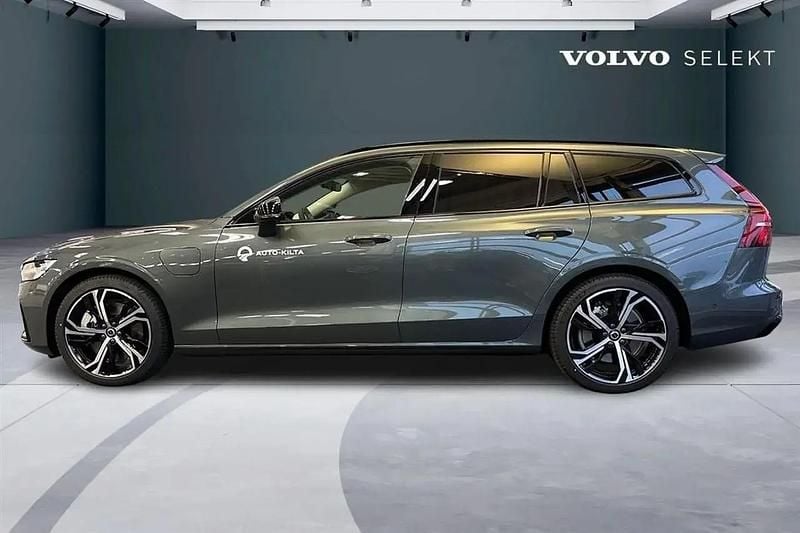 Uusi Volvo V60 Plus 2026 Vihreä Farmari