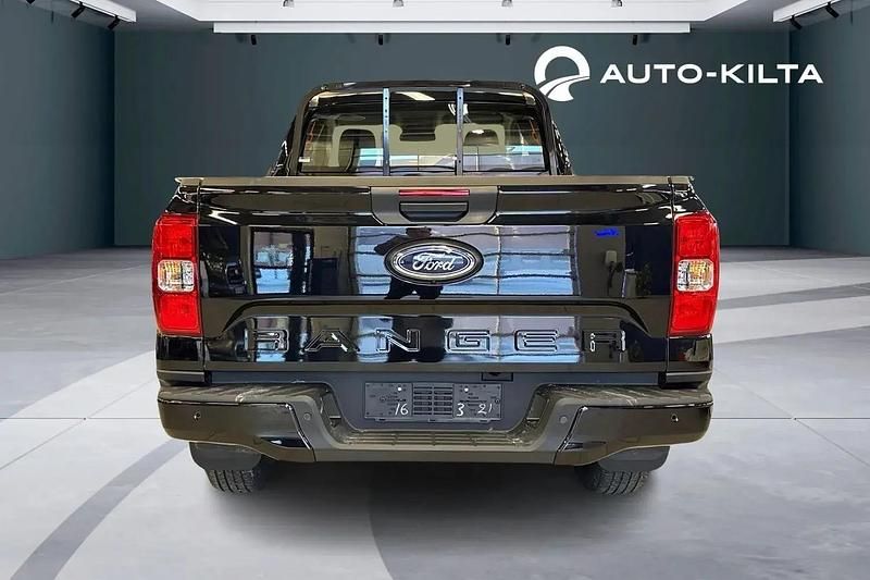 Uusi Ford Ranger XLT 170 HP (125 kW) 2026 Met. musta Nouto