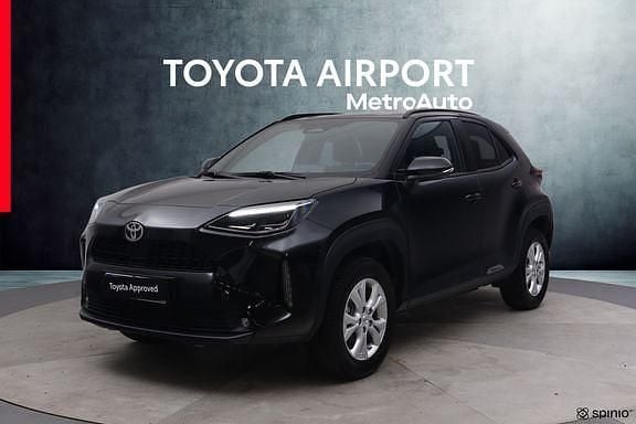 Musta Käytetty 2024 Toyota Yaris Cross Katumaasturi | 29 890 € (Hyvä tarjous) - Kuva 1/4