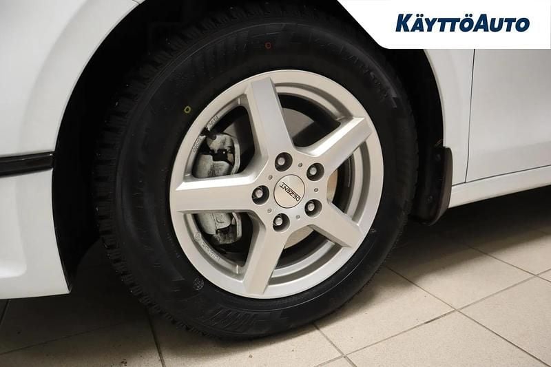 Käytetty Kia Ceed Sportswagon LX 101 HP (74 kW) 2025 Cassa white Farmari