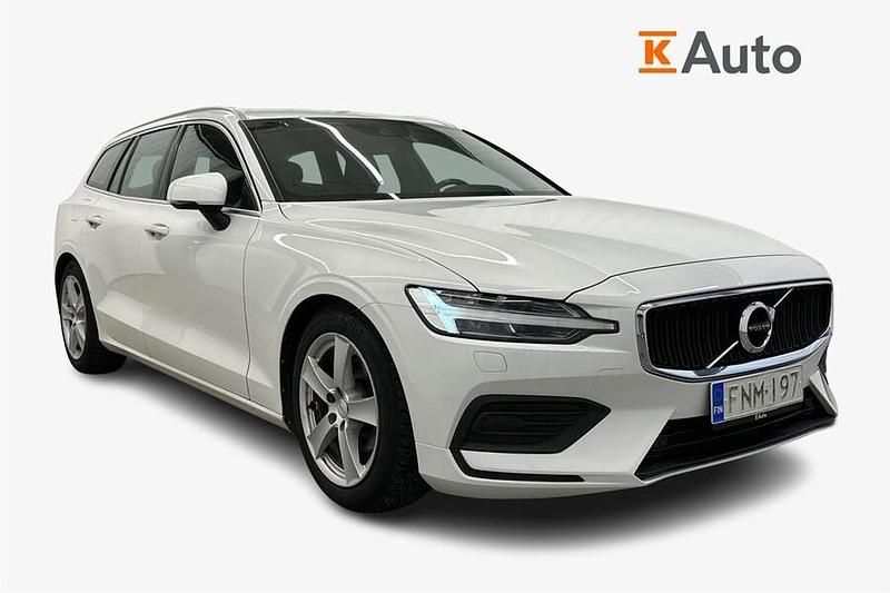 Käytetty Volvo V60 Business Edition 150 HP (110 kW) 2018 Valkoinen Farmari