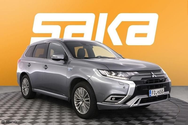 Käytetty 2020 Mitsubishi Outlander P-HEV Instyle Katumaasturi | 20 790 € (Perustarjous) - Kuva 1/3
