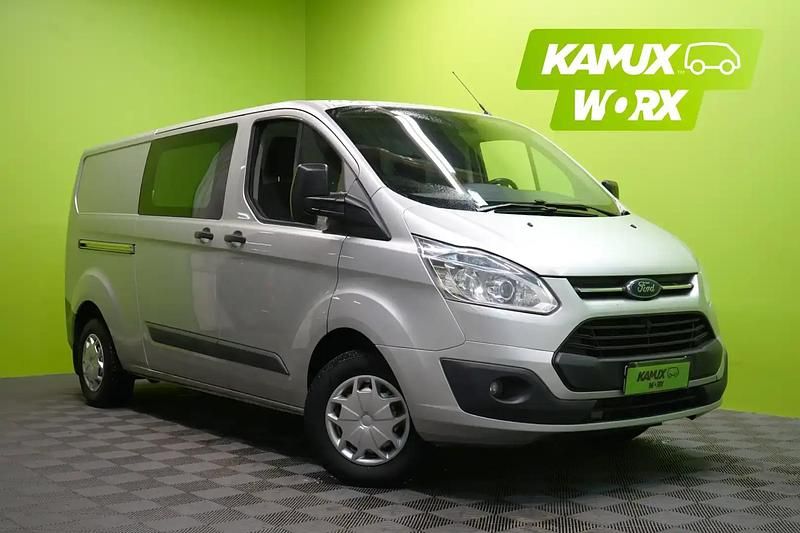 Käytetty Ford Transit Custom 125 HP (91 kW) 2016 Hopea / harmaa Sedan