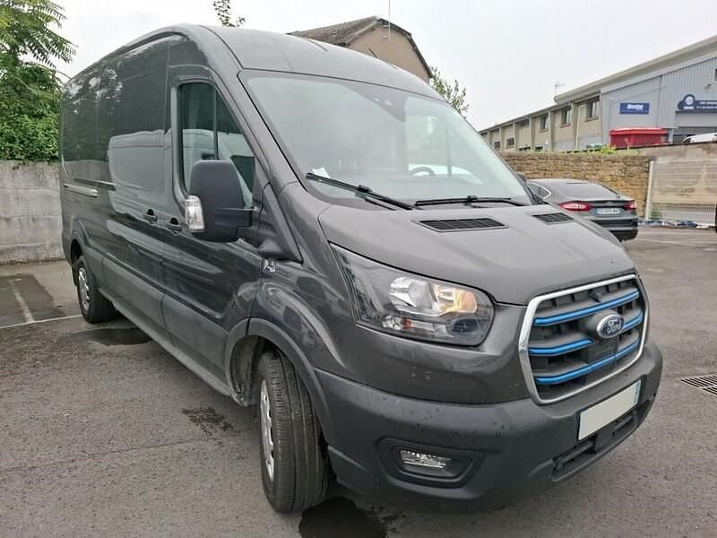 Käytetty 2023 Ford E-Transit Trend Van | 38 800 € - Kuva 1/3