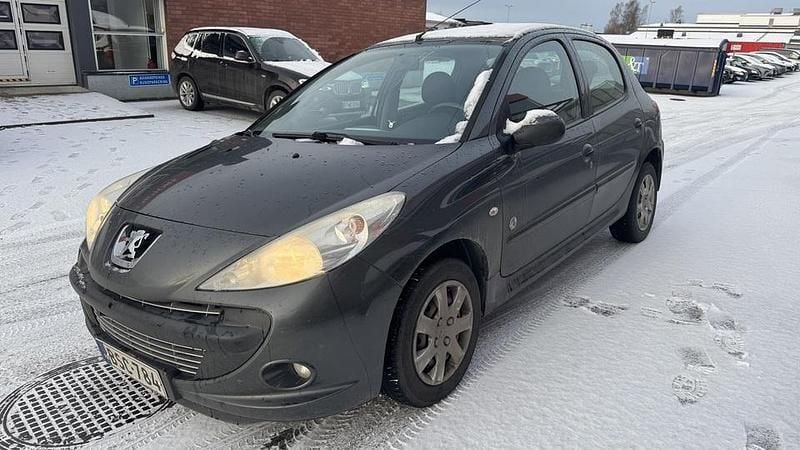 Harmaa Käytetty 2012 Peugeot 206+ Viistoperä | 2 680 € - Kuva 1/3