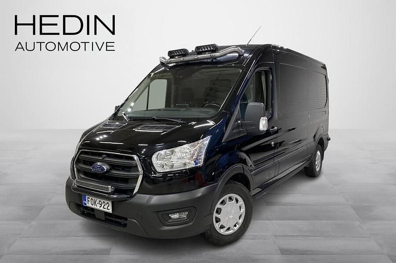 Musta Käytetty 2020 Ford Transit Trend Van | 21 900 € (Hieman kallis) - Kuva 1/4