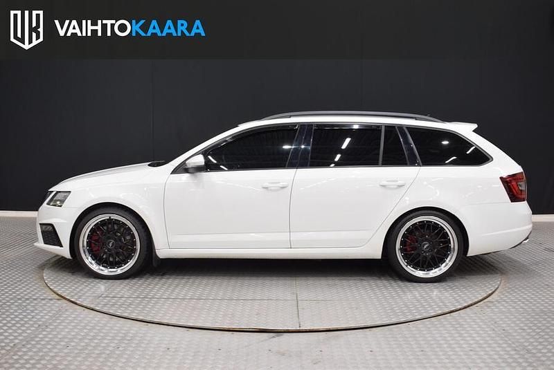 Käytetty Skoda Octavia RS 230 HP (169 kW) 2017 Farmari