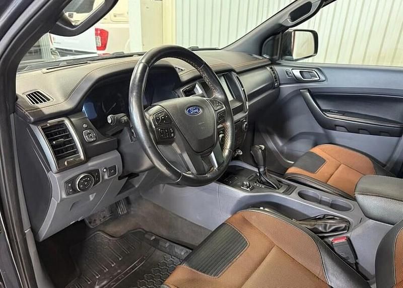 Käytetty Ford Ranger Wildtrack 200 HP (147 kW) 2018 Harmaa Nouto