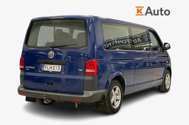 Käytetty VW Caravelle Trendline 84 HP (61 kW) 2011 Sininen Tila-auto
