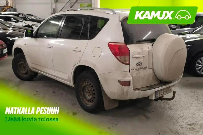Käytetty Toyota RAV4 152 HP (111 kW) 2007 Valkoinen Katumaasturi