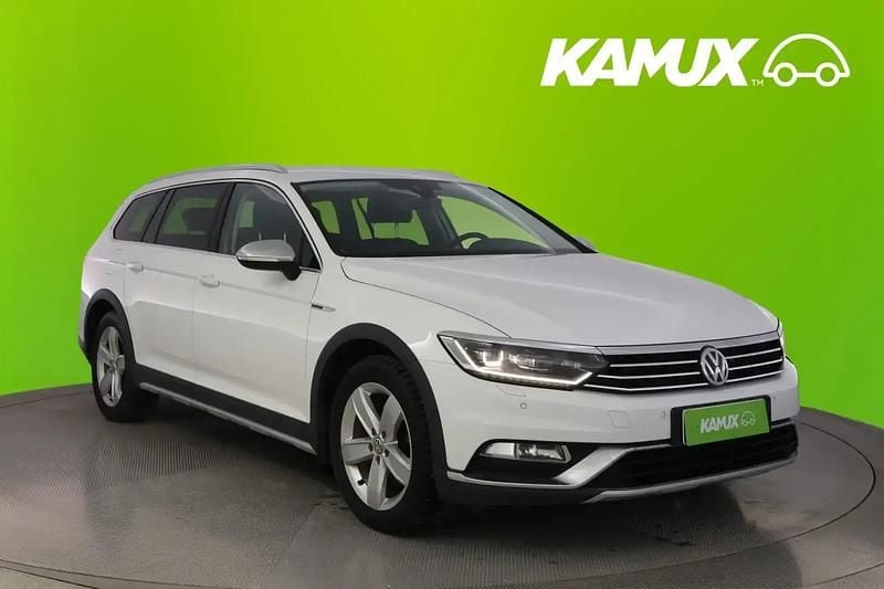 Valkoinen Käytetty 2018 VW Passat Alltrack Farmari | 12 880 € (Perustarjous) - Kuva 1/4
