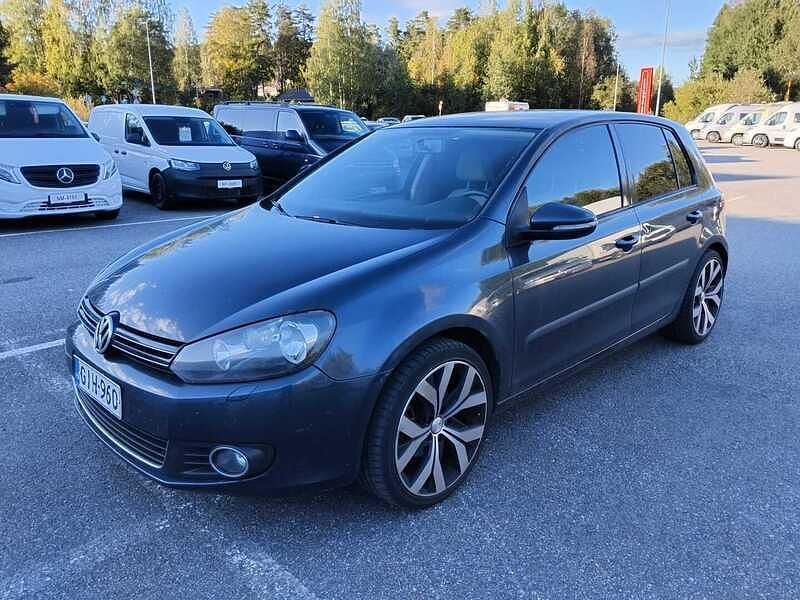 Käytetty 2009 VW Golf VI Highline Viistoperä | 6 490 € (Kallis) - Kuva 1/4