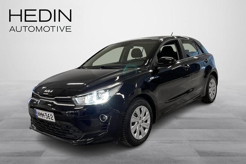 Käytetty Kia Rio LX 101 HP (74 kW) 2022 Musta Viistoperä