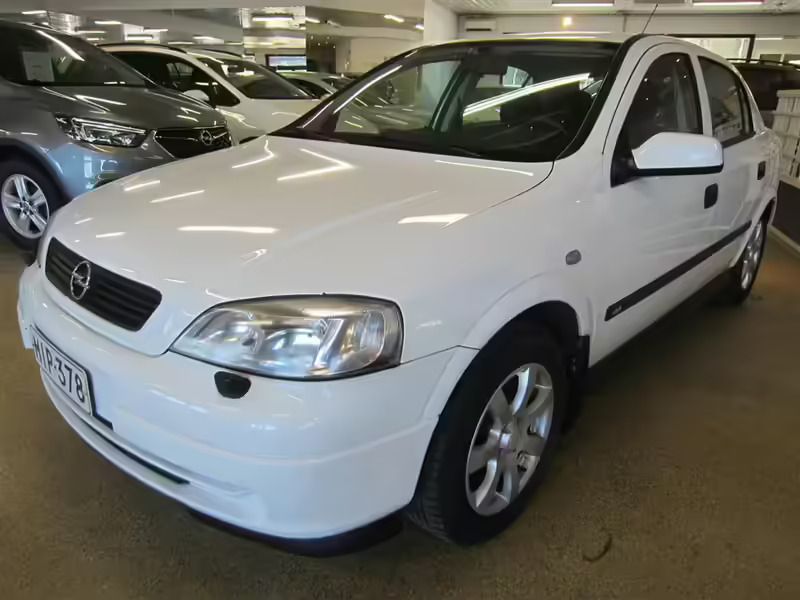 Valkoinen Käytetty 1999 Opel Astra Club Viistoperä | 2 900 € - Kuva 1/4