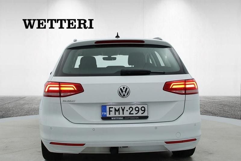 Käytetty VW Passat Comfortline 125 HP (91 kW) 2018 Farmari