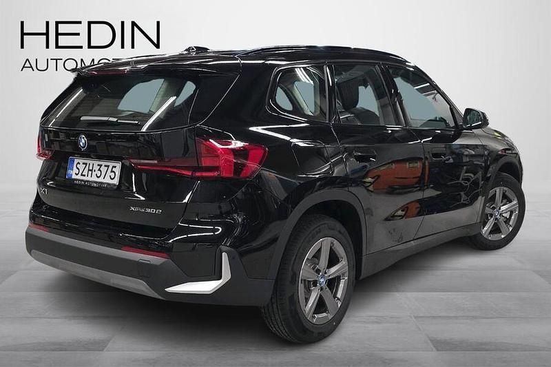 Uusi BMW X1 326 HP (239 kW) 2025 Katumaasturi