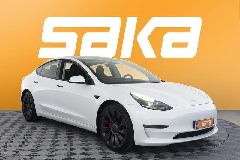 Käytetty 2022 Tesla Model 3 Performance Sedan | 34 700 € (Perustarjous) - Kuva 1/2