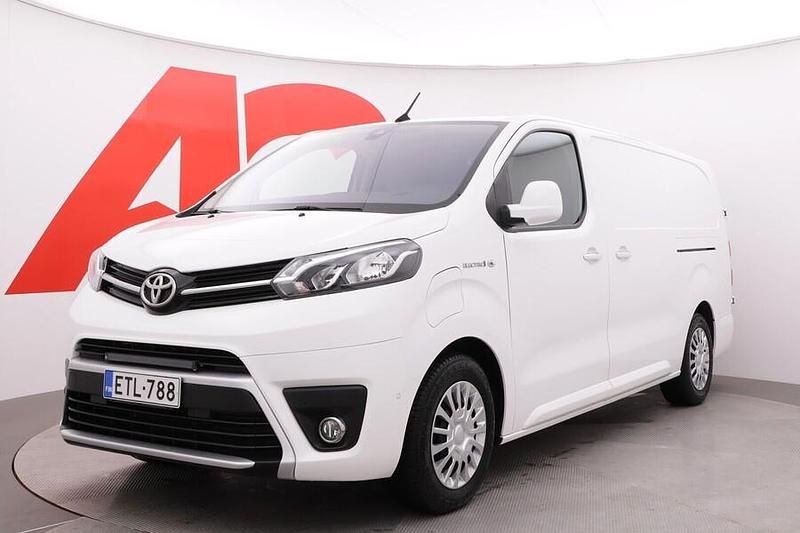 Valkoinen Käytetty 2021 Toyota Proace Tila-auto | 32 990 € (Perustarjous) - Kuva 1/4