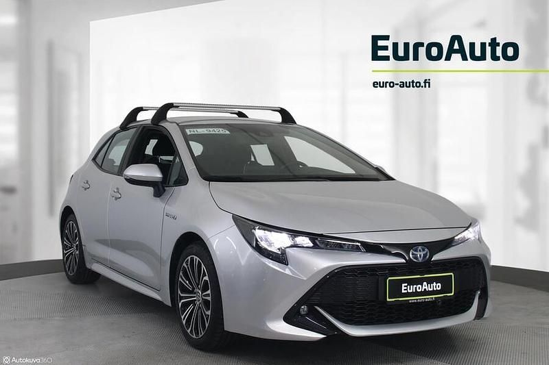 Hopea Käytetty 2021 Toyota Corolla Style Viistoperä | 21 490 € (Supertarjous) - Kuva 1/4