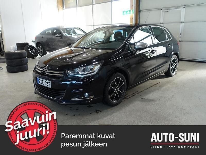 Käytetty Citroën C4 Intensive 131 HP (96 kW) 2015 Viistoperä