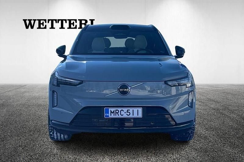 Uusi Volvo EX90 Performance 380 kW (517 HP) 2025 Katumaasturi