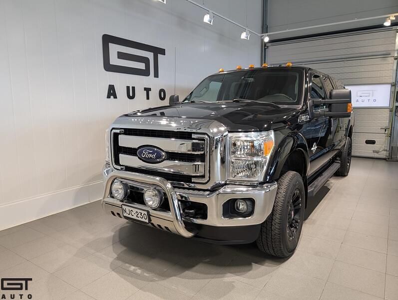 Käytetty 2016 Ford F250 XLT Nouto | 59 900 € - Kuva 1/4