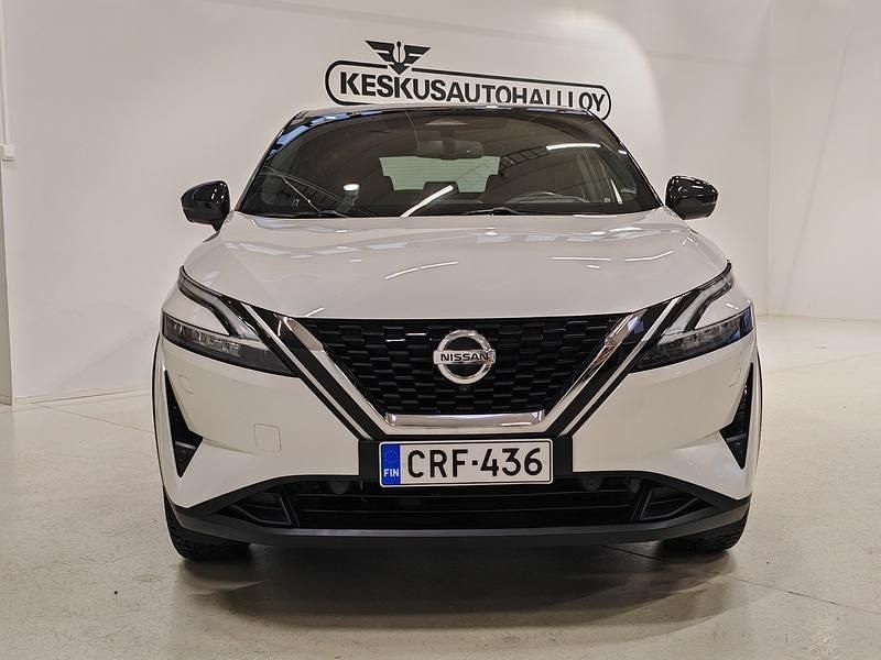 Käytetty Nissan Qashqai Tekna 158 HP (116 kW) 2022 Valkoinen Katumaasturi