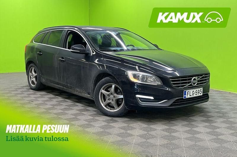 Musta Käytetty 2013 Volvo V60 Business Edition Farmari | 10 690 € (Hieman kallis) - Kuva 1/3