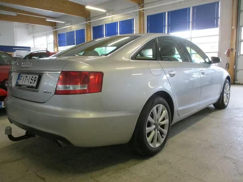 Käytetty Audi A6 170 HP (125 kW) 2007 Hopea Sedan
