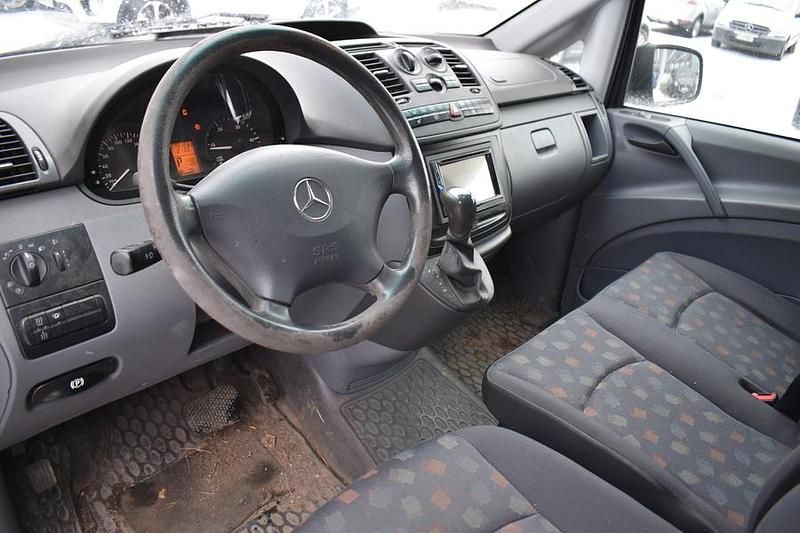 Käytetty Mercedes Vito 150 HP (110 kW) 2010 Van