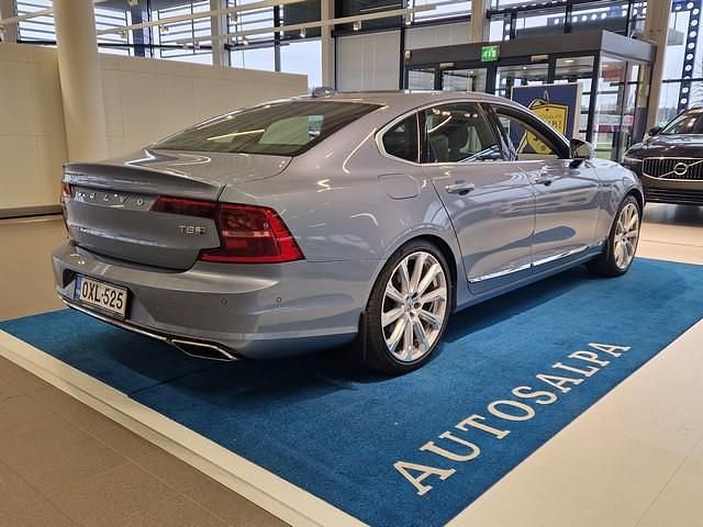 Käytetty Volvo S90 Inscription 320 HP (235 kW) 2018 721 Sedan