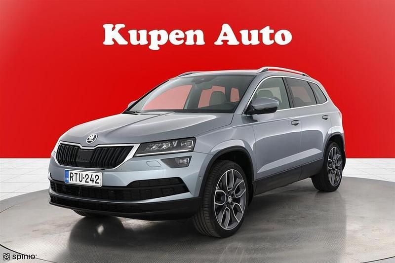 Käytetty Skoda Karoq Exclusive 150 HP (110 kW) 2019 Katumaasturi