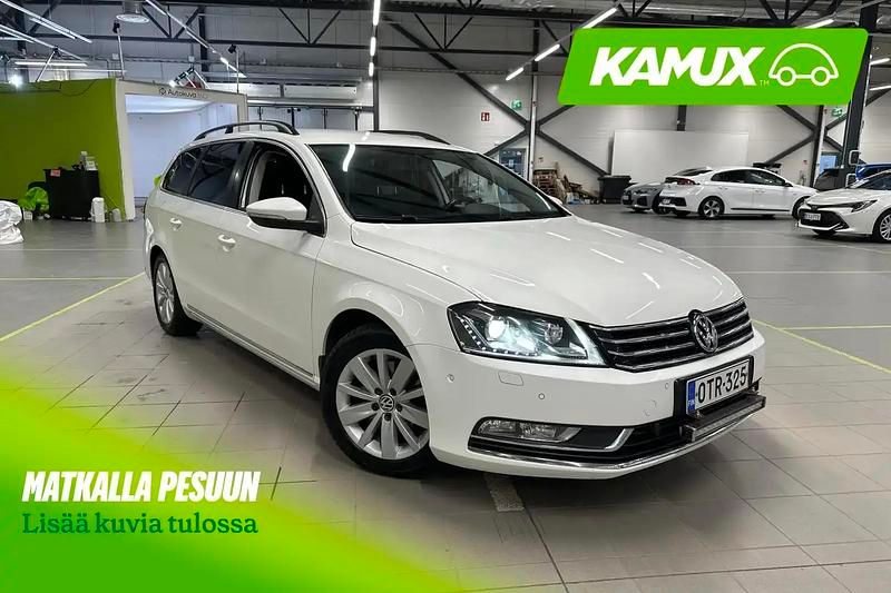 Valkoinen Käytetty 2013 VW Passat Comfortline Farmari | 6 900 € (Hieman kallis) - Kuva 1/4