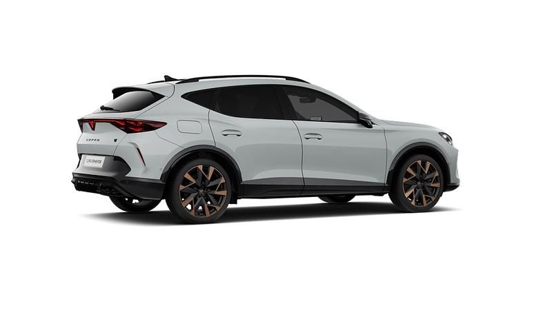 Uusi Cupra Formentor VZ2 333 HP (244 kW) 2026 Nevada white Katumaasturi