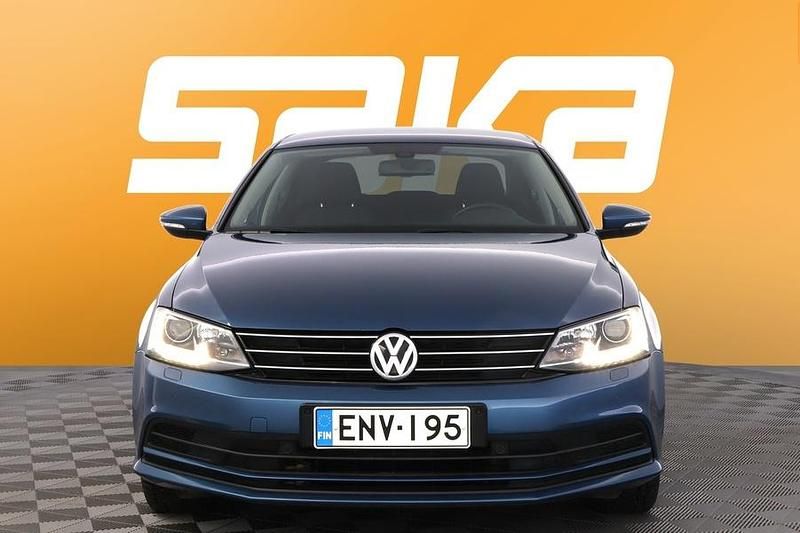 Käytetty VW Jetta Comfortline 110 HP (80 kW) 2016 Sedan