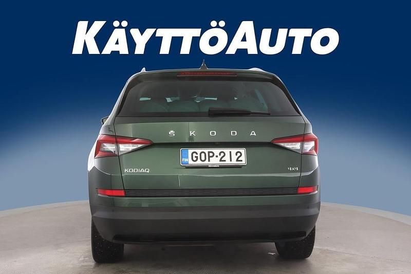 Käytetty Skoda Kodiaq Business Line 150 HP (110 kW) 2021 Vihreä Katumaasturi