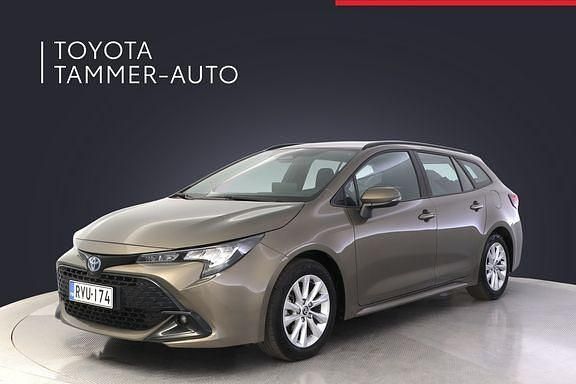 Käytetty Toyota Corolla Active 140 HP (102 kW) 2024 Ruskea (beige) Farmari
