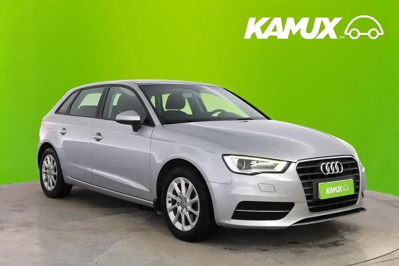 Hopea / harmaa Käytetty 2015 Audi A3 Sedan | 16 380 € (Hyvä tarjous) - Kuva 1/4