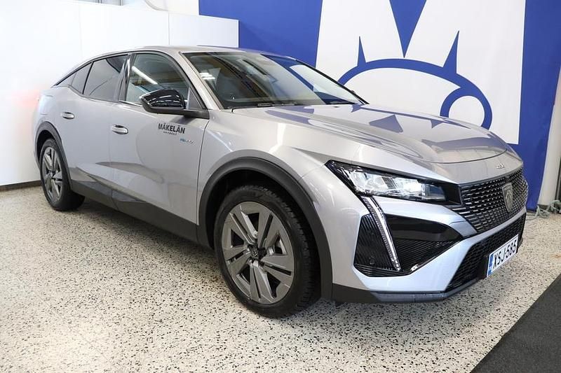 Harmaa Käytetty 2024 Peugeot 408 Allure Sedan | 37 500 € - Kuva 1/4