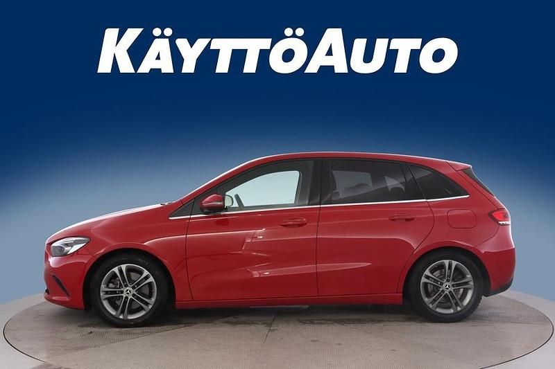 Käytetty Mercedes B220 Business 190 HP (139 kW) 2019 Jupiter red Tila-auto