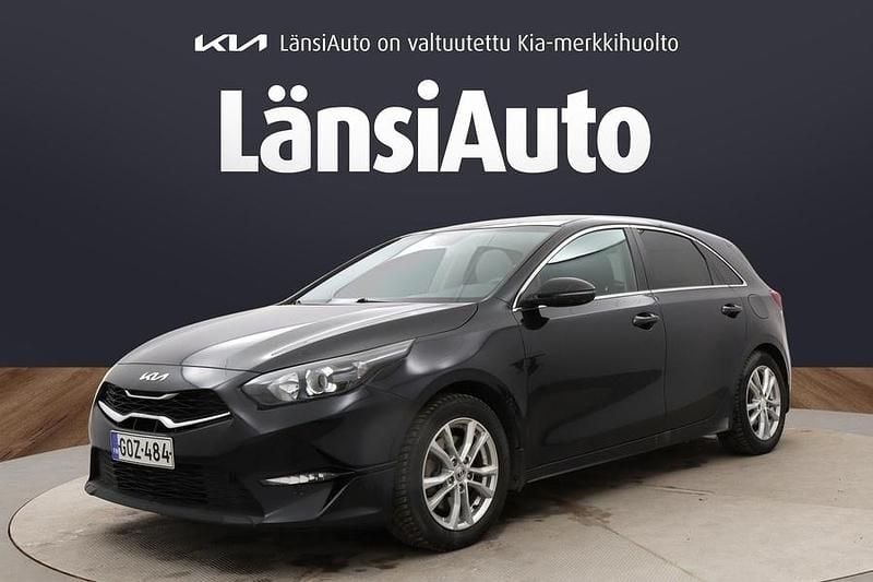 Käytetty Kia Ceed EX 120 HP (88 kW) 2022 Viistoperä