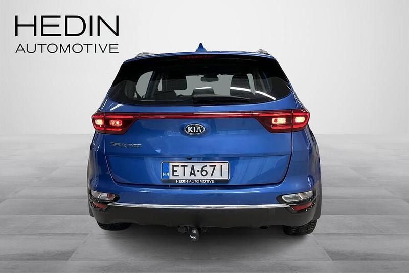 Käytetty Kia Sportage Active 177 HP (130 kW) 2020 Sininen Katumaasturi