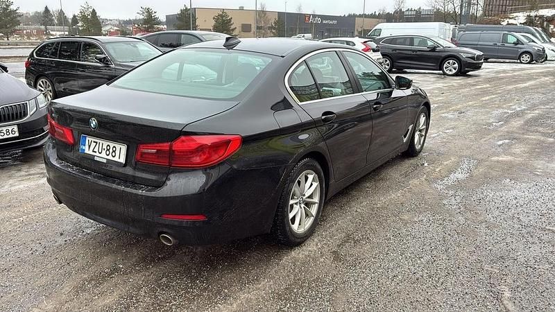 Käytetty BMW 520 Exclusive 190 HP (139 kW) 2018 Sedan