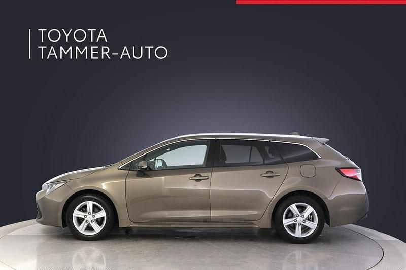 Käytetty Toyota Corolla Edition 122 HP (89 kW) 2022 Ruskea (beige) Farmari