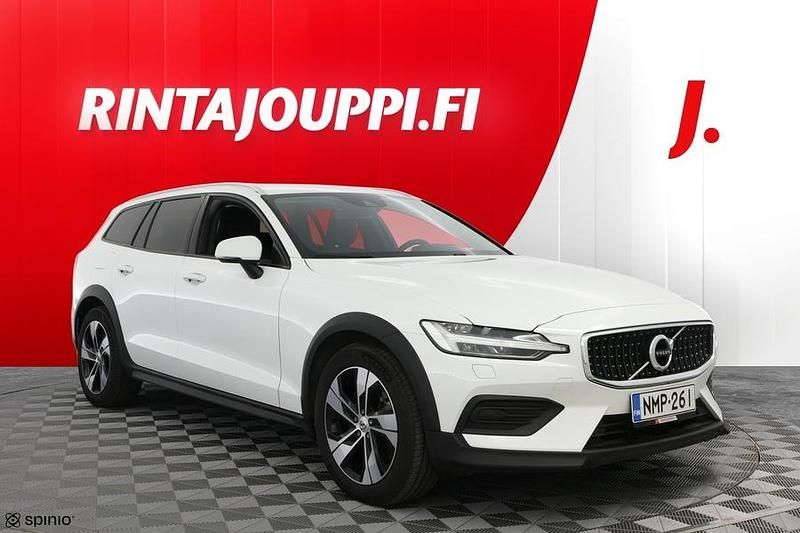 Valkoinen Käytetty 2022 Volvo V60 CC Business Edition Farmari | 32 220 € (Hyvä tarjous) - Kuva 1/3