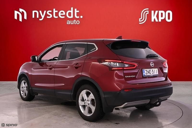 Käytetty Nissan Qashqai N-Connecta 159 HP (116 kW) 2020 Katumaasturi