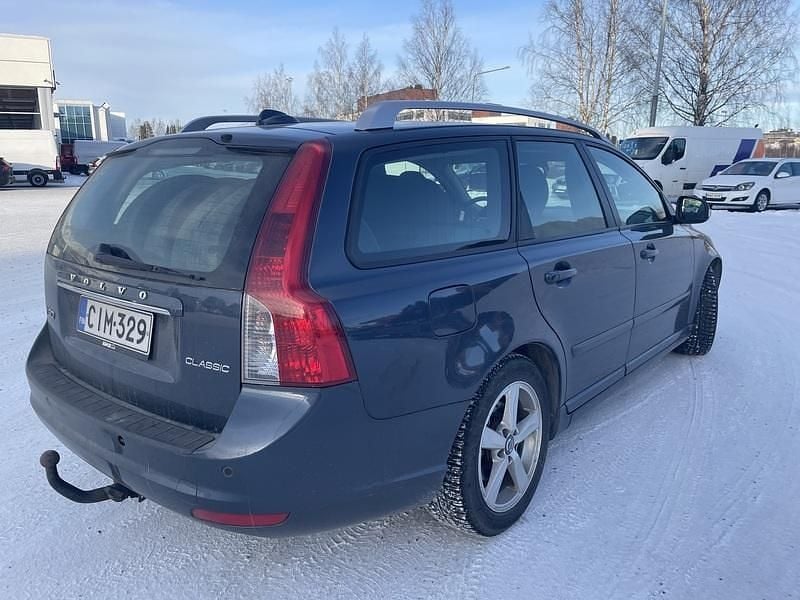 Käytetty Volvo V50 Standard 114 HP (83 kW) 2012 Sininen Farmari